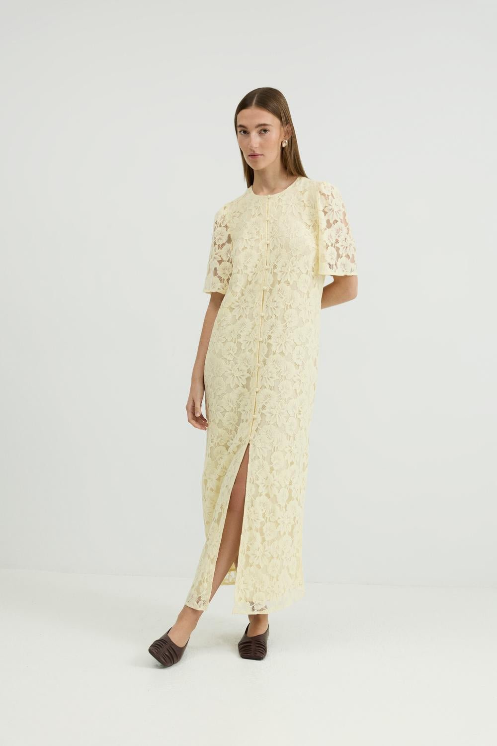 VIMALA Midi Dress - Pastel Yellow - VERO MODA & VILA Bergvik